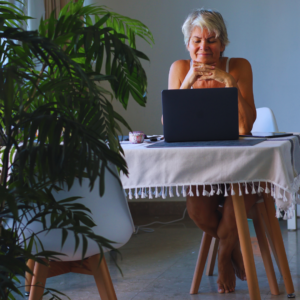 Read more about the article AI in Everyday Life: Transforming How We Live and Work